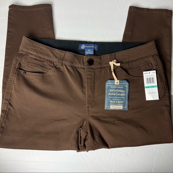 Democracy Brown Ankle Length Stretch Pants - Picture 11 of 12